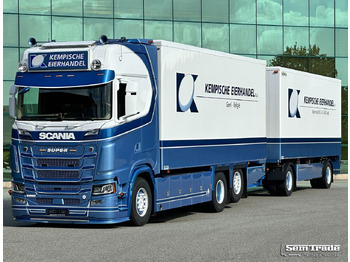 Φορτηγό ψυγείο Scania S650 V8 NGS Only 193.000 KM Full Options FullY Isolated Body Special Show Truck / Combi NEW Condition: φωτογραφία 2