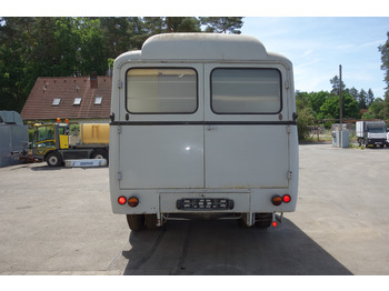 Ασθενοφόρο FORD Ford FK 3500 V8 mit H-Kennzeichen Oldtimer: φωτογραφία 4 Ασθενοφόρο FORD Ford FK 3500 V8 mit H-Kennzeichen Oldtimer: φωτογραφία 4