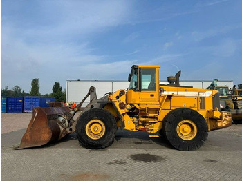 Ελαστιχοφόρος φορτωτής VOLVO L180C
