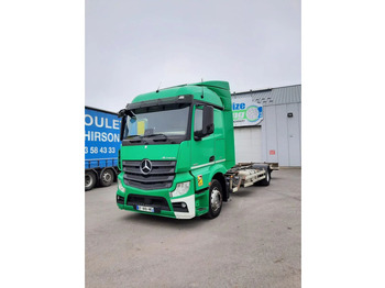 Φορτηγό σασί MERCEDES-BENZ Actros 1836