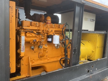 Βιομηχανική γεννήτρια SDMO 100 kVa Cummins 6BT5.9: φωτογραφία 3 Βιομηχανική γεννήτρια SDMO 100 kVa Cummins 6BT5.9: φωτογραφία 3