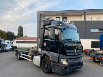 Μίσθωση Mercedes-Benz Actros 1842 BDF LBW 1845 2x  Mercedes-Benz Actros 1842 BDF LBW 1845 2x: φωτογραφία 4
