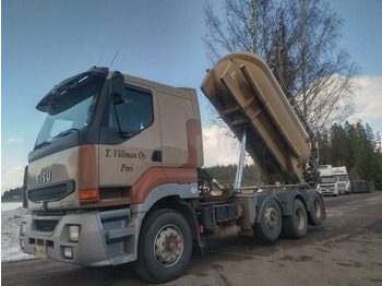 Φορτηγό βυτιοφόρο SISU