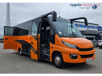 Μικρό λεωφορείο IVECO Daily 70c18