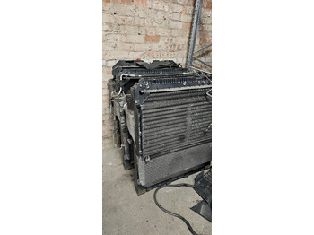 Ψυγείο αυτοκίνητο MERCEDES-BENZ Actros