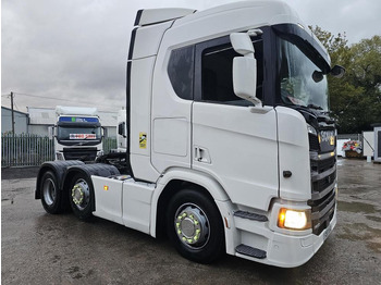 Τράκτορας SCANIA R 450