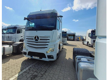 Τράκτορας MERCEDES-BENZ Actros 1845