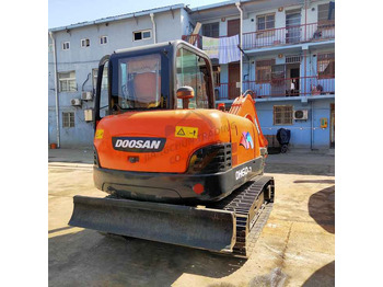Ερπυστριοφόρος εκσκαφέας Awesome Performance Korea Imported Small Scale Used Doosan Dh60 Excavator in Shanghai: φωτογραφία 3