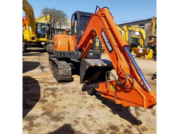Ερπυστριοφόρος εκσκαφέας DOOSAN DX60