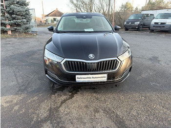 Λιμουζίνα/ Sedan ŠKODA