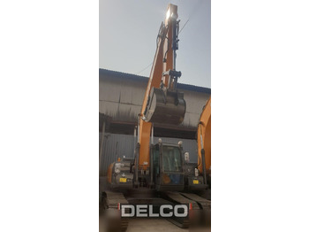 Ερπυστριοφόρος εκσκαφέας CASE