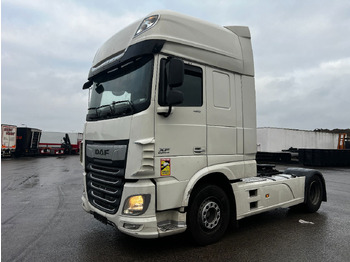 Τράκτορας DAF XF 460