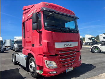 Τράκτορας DAF XF 105 460