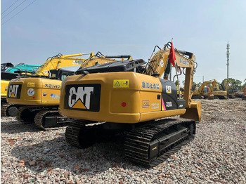 Ερπυστριοφόρος εκσκαφέας Caterpillar 320D2: φωτογραφία 4