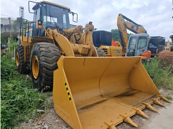 Ελαστιχοφόρος φορτωτής CATERPILLAR 966H