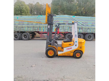 Πετρελαιοκίνητο περονοφόρο TCM FD30 diesel ISUZU engine forklift from Japan: φωτογραφία 3 Πετρελαιοκίνητο περονοφόρο TCM FD30 diesel ISUZU engine forklift from Japan: φωτογραφία 3