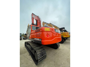 Ερπυστριοφόρος εκσκαφέας DOOSAN DX225LC