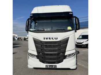 Τράκτορας IVECO S-WAY