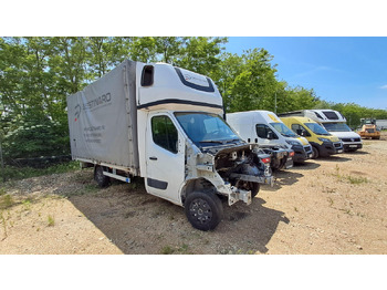 Επαγγελματικό αυτοκίνητο με μουσαμά RENAULT Master