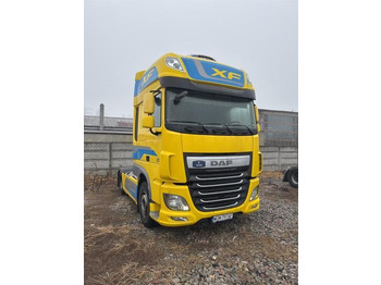 Τράκτορας DAF XF