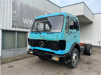 Φορτηγό σασί MERCEDES-BENZ