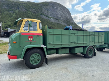 Φορτηγό με ανοιχτή καρότσα 1966 Scania LBS 76 komplett sett med bil og henger selges fra bilmuseum.: φωτογραφία 2