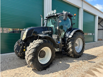 Τρακτέρ NEW HOLLAND T7
