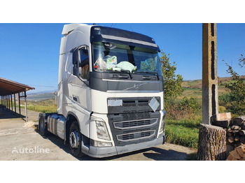 Καμπίνα VOLVO FH12