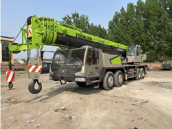 Τηλεσκοπικός γερανός ZOOMLION ZTC700V