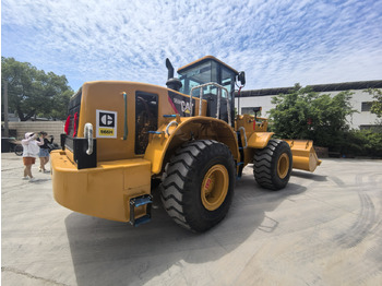 Ελαστιχοφόρος φορτωτής CATERPILLAR 966H