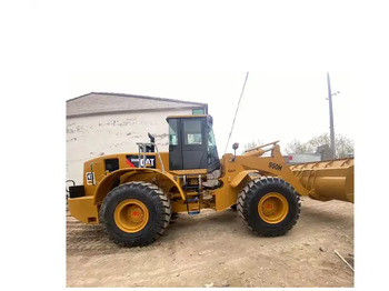 Ελαστιχοφόρος φορτωτής CATERPILLAR