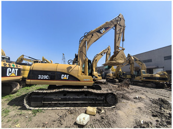 Ερπυστριοφόρος εκσκαφέας CATERPILLAR 320DL