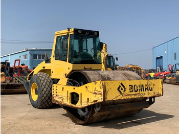 Οδοστρωτήρες BOMAG