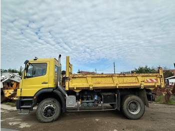Φορτηγό ανατρεπόμενο Mercedes-Benz Atego 1828: φωτογραφία 2