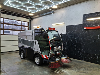 Σάρωθρο δρόμων BUCHER