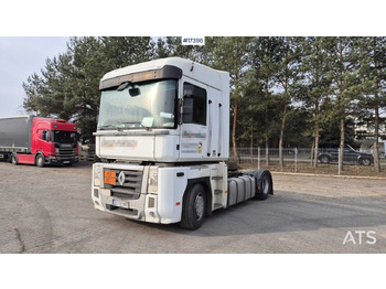 Τράκτορας RENAULT Magnum 480