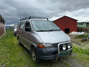 Βαν TOYOTA