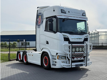 Τράκτορας SCANIA S 580