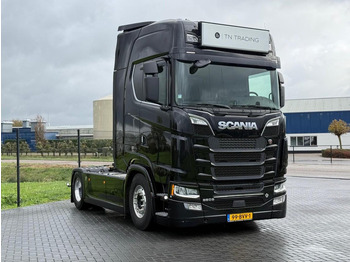 Τράκτορας SCANIA S 650 V8