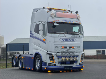 Τράκτορας VOLVO FH16 750