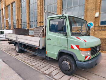 Μικρό φορτηγό με καρότσα MERCEDES-BENZ Vario