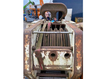 Γερανός παπαγάλος DEMAG