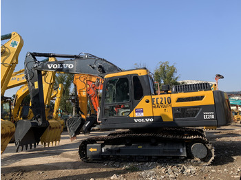 Τροχοφόρος εκσκαφέας VOLVO EC210D