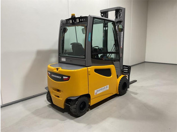 Ηλεκτροκίνητο περονοφόρο Jungheinrich EFG S30: φωτογραφία 2 Ηλεκτροκίνητο περονοφόρο Jungheinrich EFG S30: φωτογραφία 2