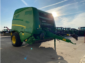 Σανού και κτηνοτροφικά μηχανήματα JOHN DEERE