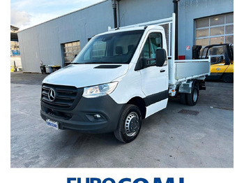 Όχημα με ανατρεπομενη καροτσα MERCEDES-BENZ