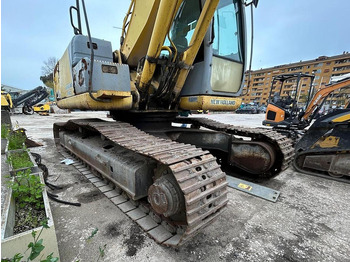 Εκσκαφέας NEW HOLLAND E215B