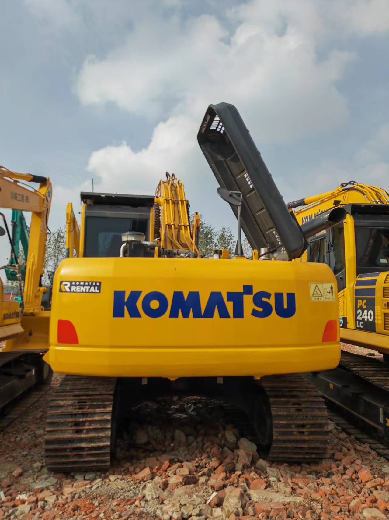 Ερπυστριοφόρος εκσκαφέας KOMATSU PC200: φωτογραφία 5