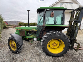 Τρακτέρ JOHN DEERE