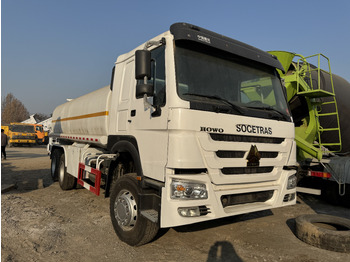 Φορτηγό βυτιοφόρο SINOTRUK HOWO
